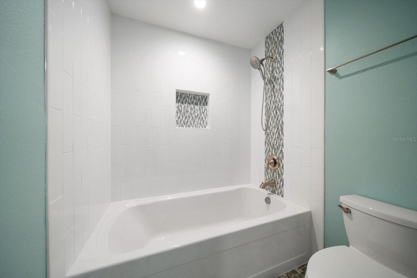 BRIGHTWATER BEACH ESTATES 1ST ADD - Residential