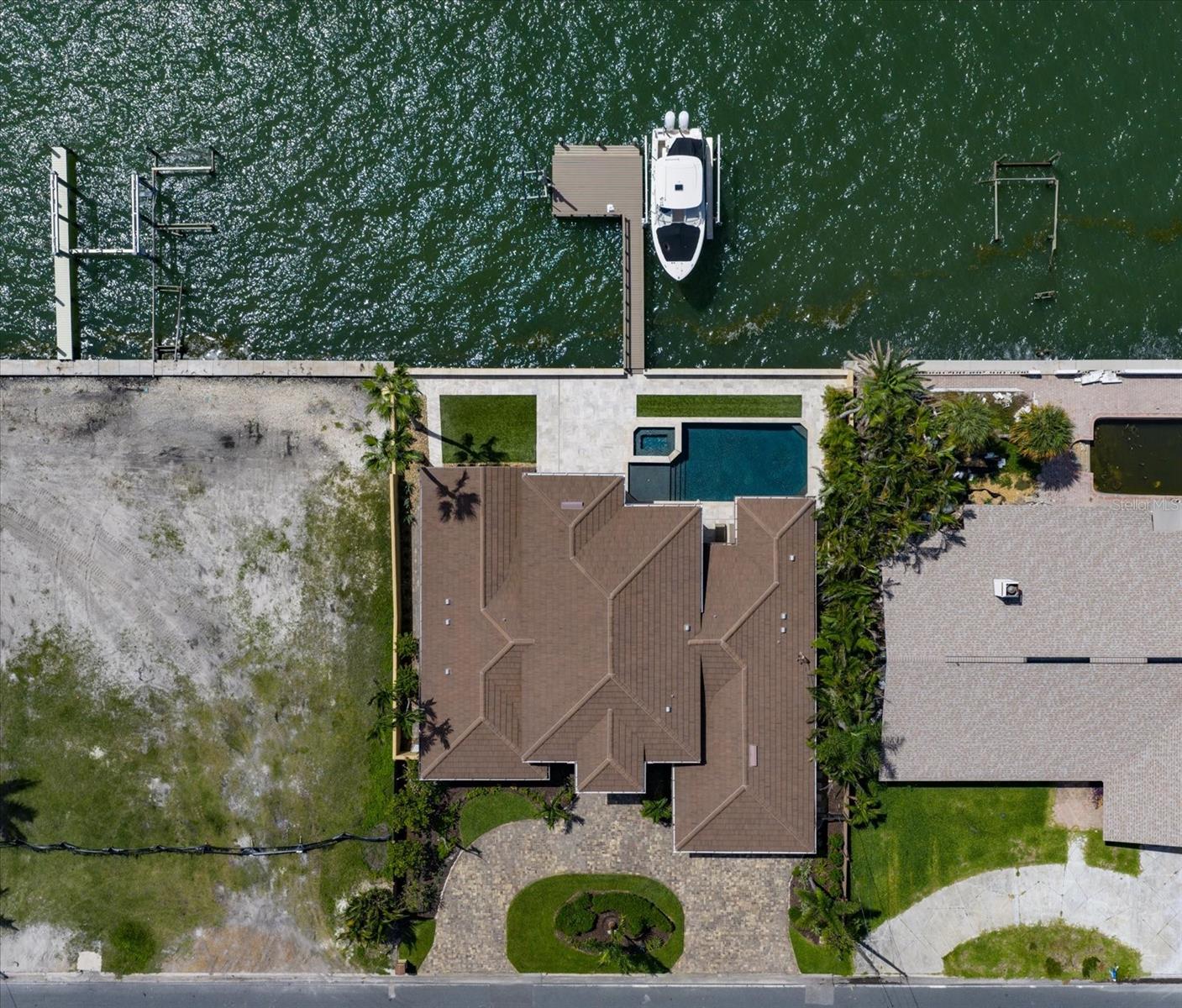BRIGHTWATER BEACH ESTATES 1ST ADD - Residential