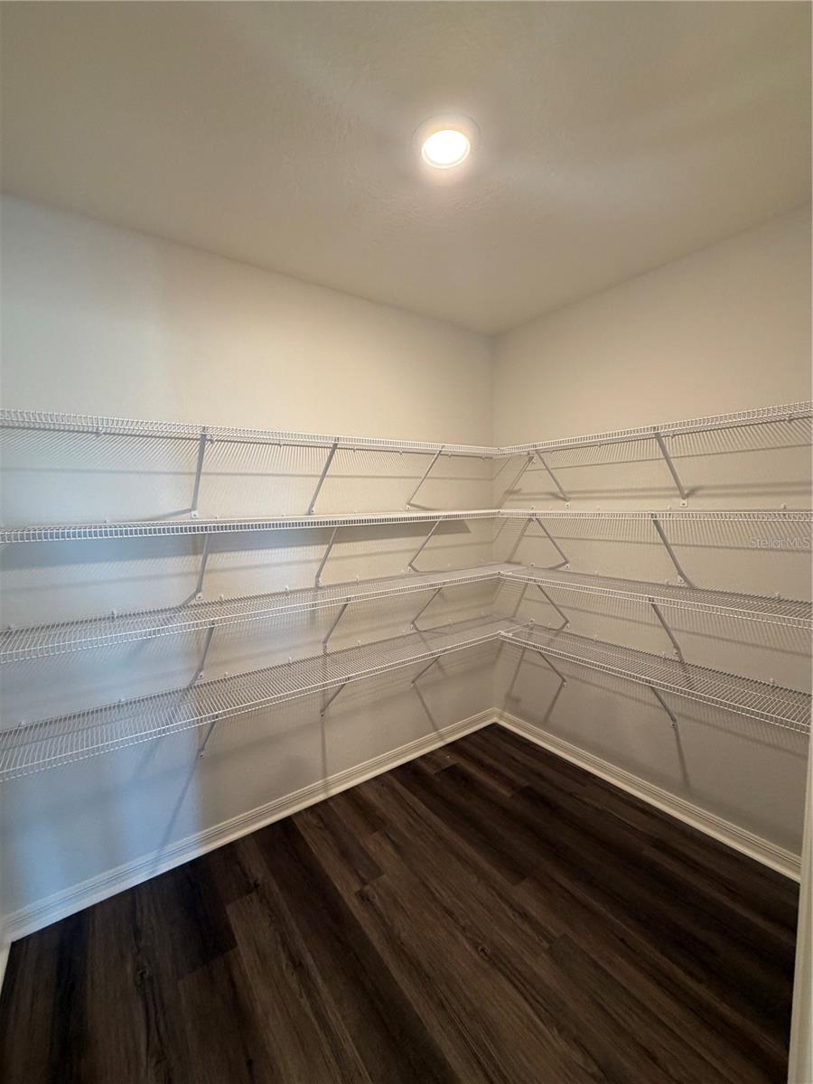 GENEVA LANDINGS - Residential Lease