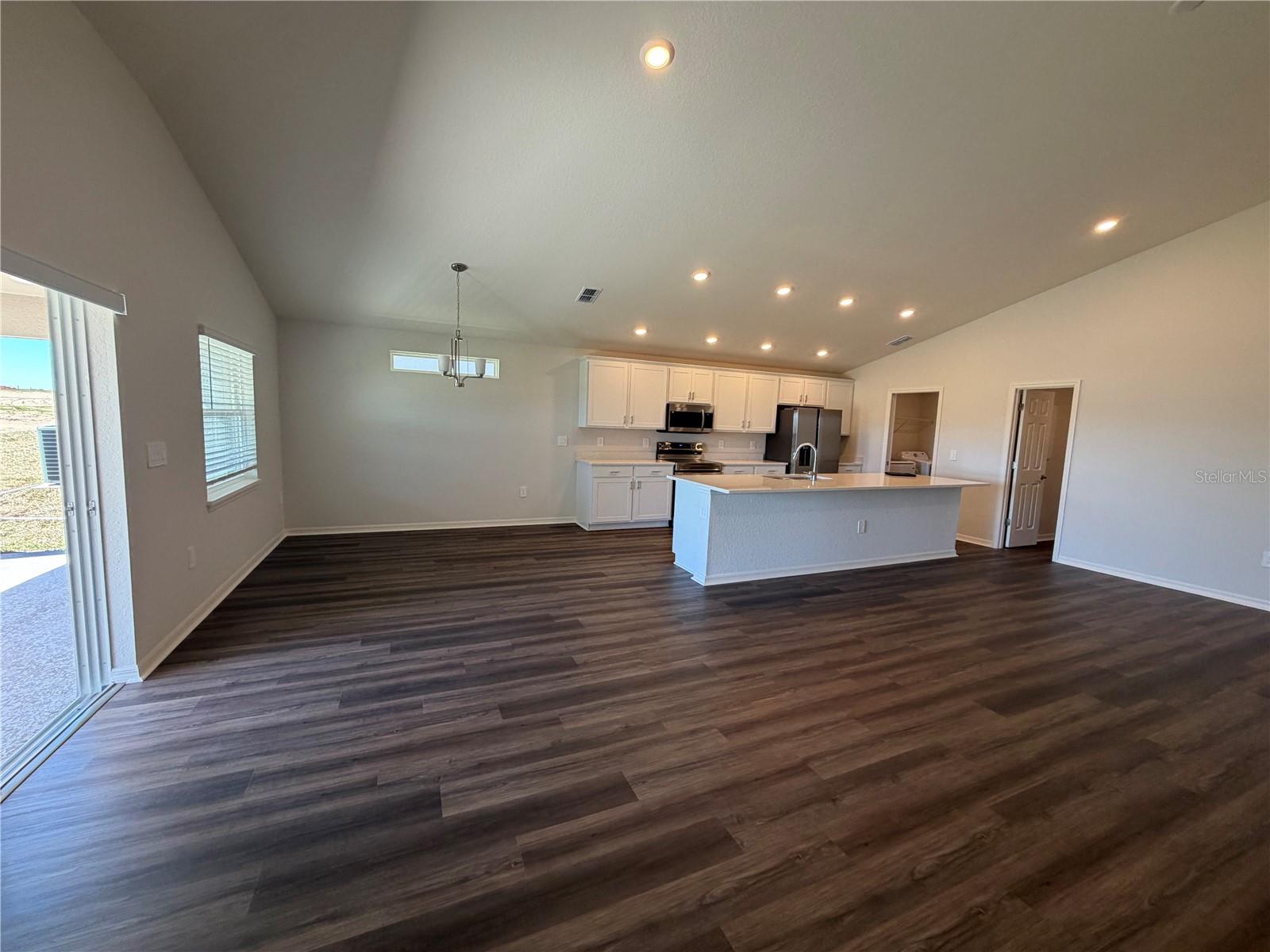 GENEVA LANDINGS - Residential Lease