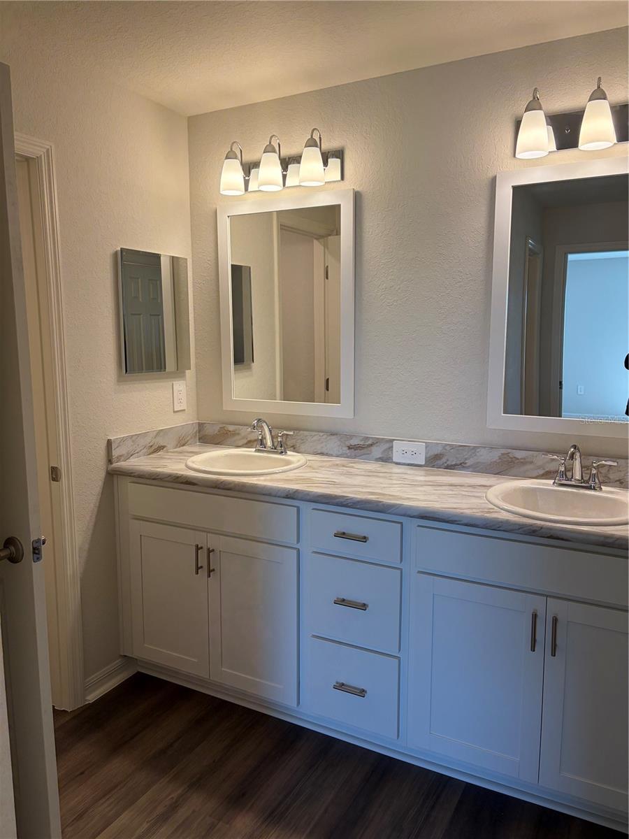 GENEVA LANDINGS - Residential Lease