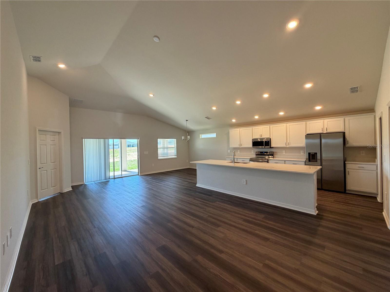 GENEVA LANDINGS - Residential Lease