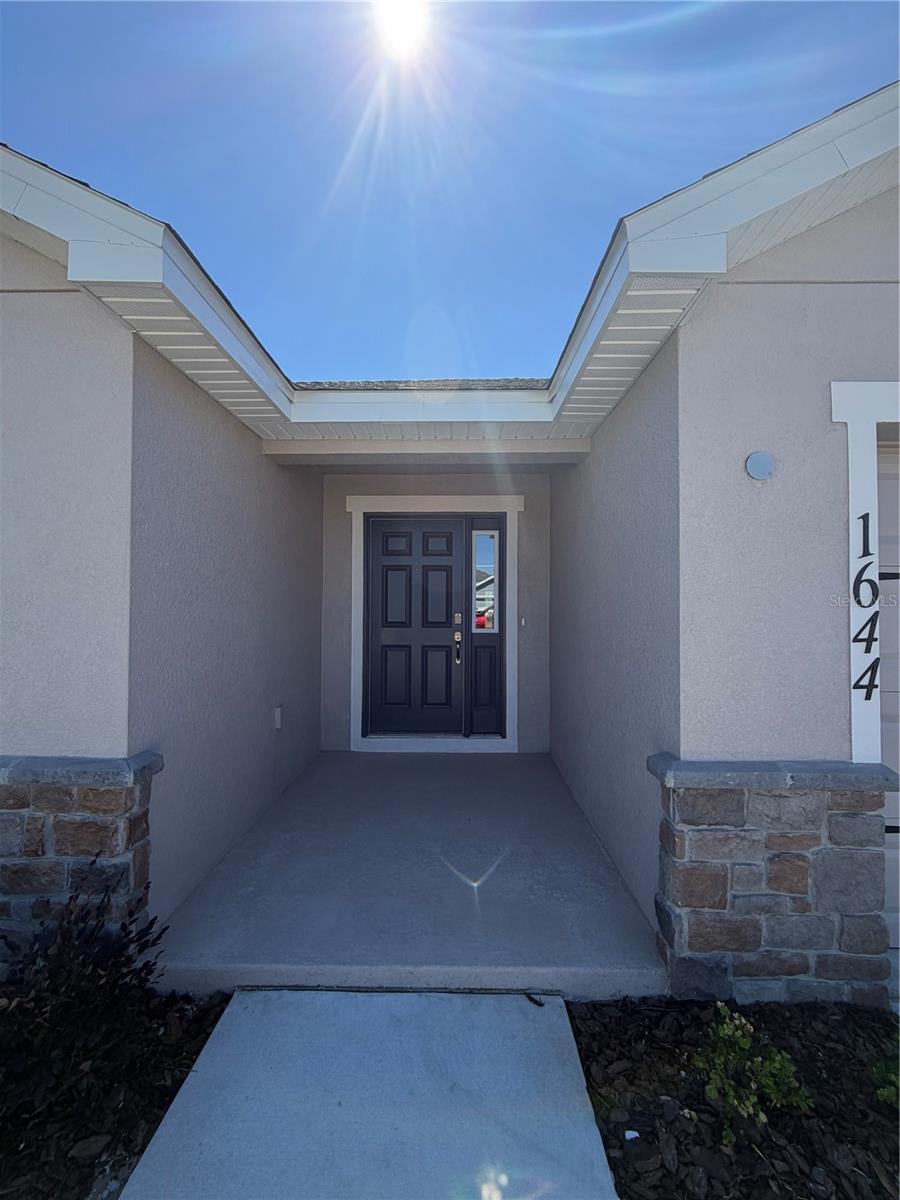 GENEVA LANDINGS - Residential Lease