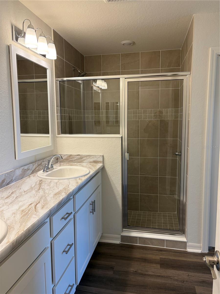 GENEVA LANDINGS - Residential Lease