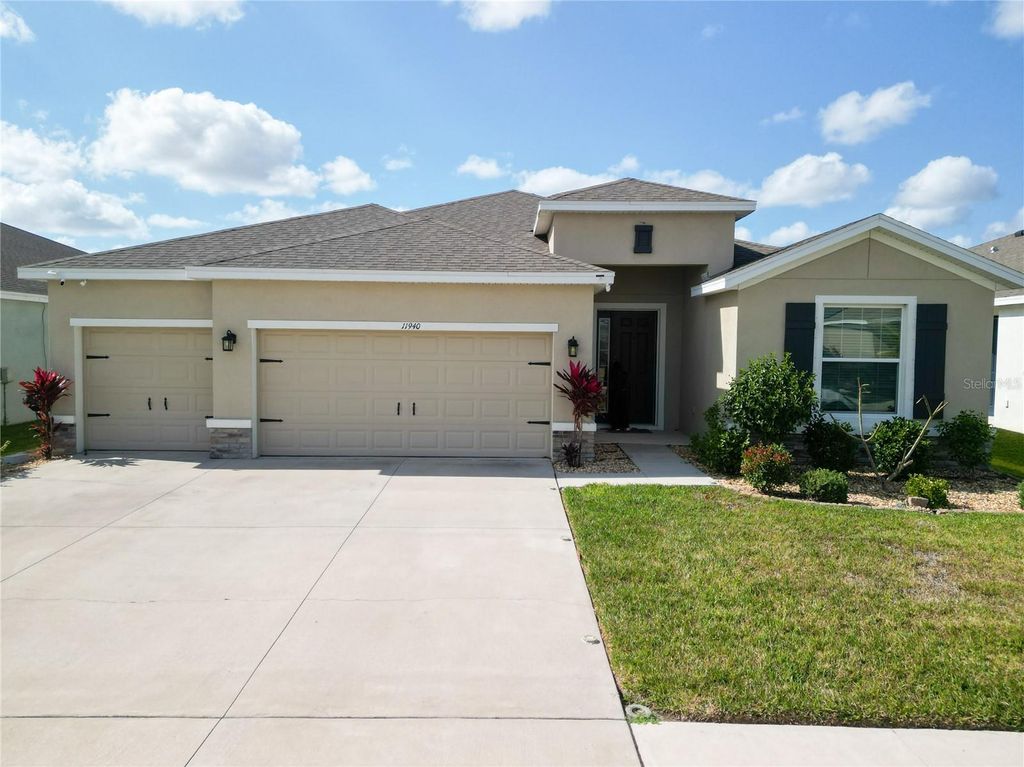 Photo of 11940 Brighton Knoll Loop, Riverview, FL 33579 (MLS # TB8468209)