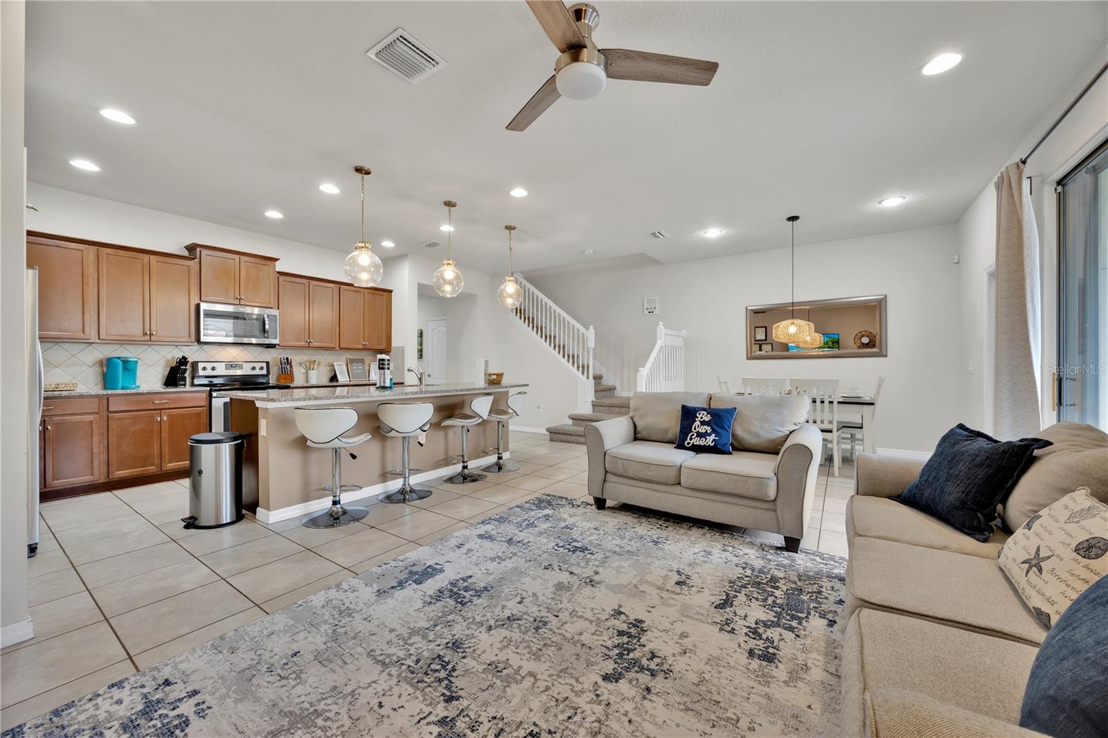 WINDSOR AT WESTSIDE PH 1 - Residential