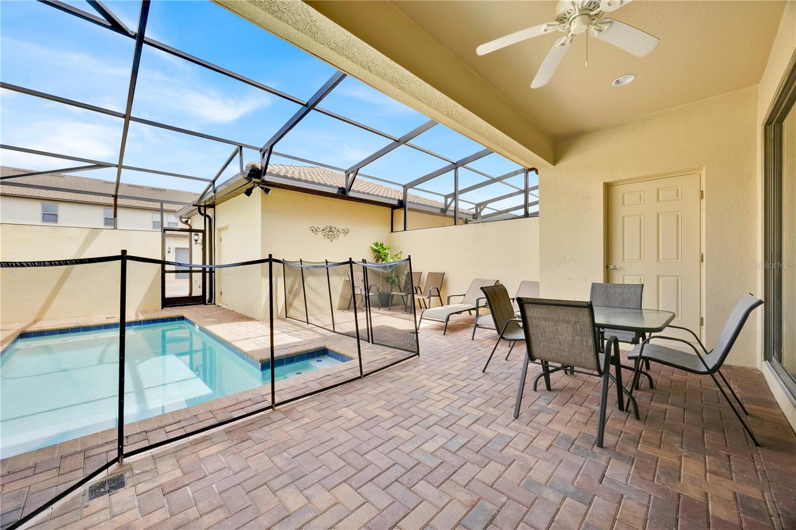 WINDSOR AT WESTSIDE PH 1 - Residential