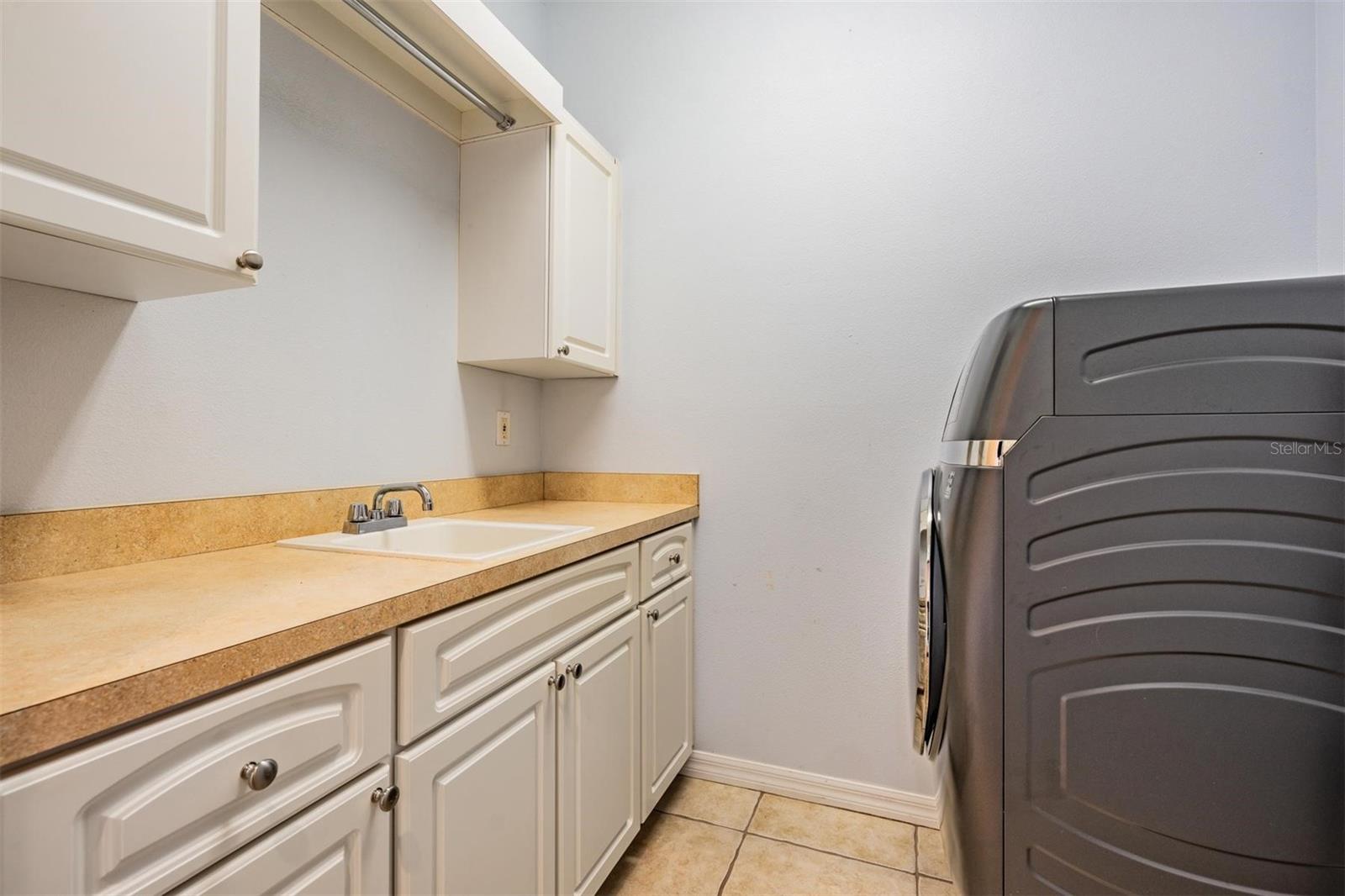 LAKE PADGETT ESTATES - Residential