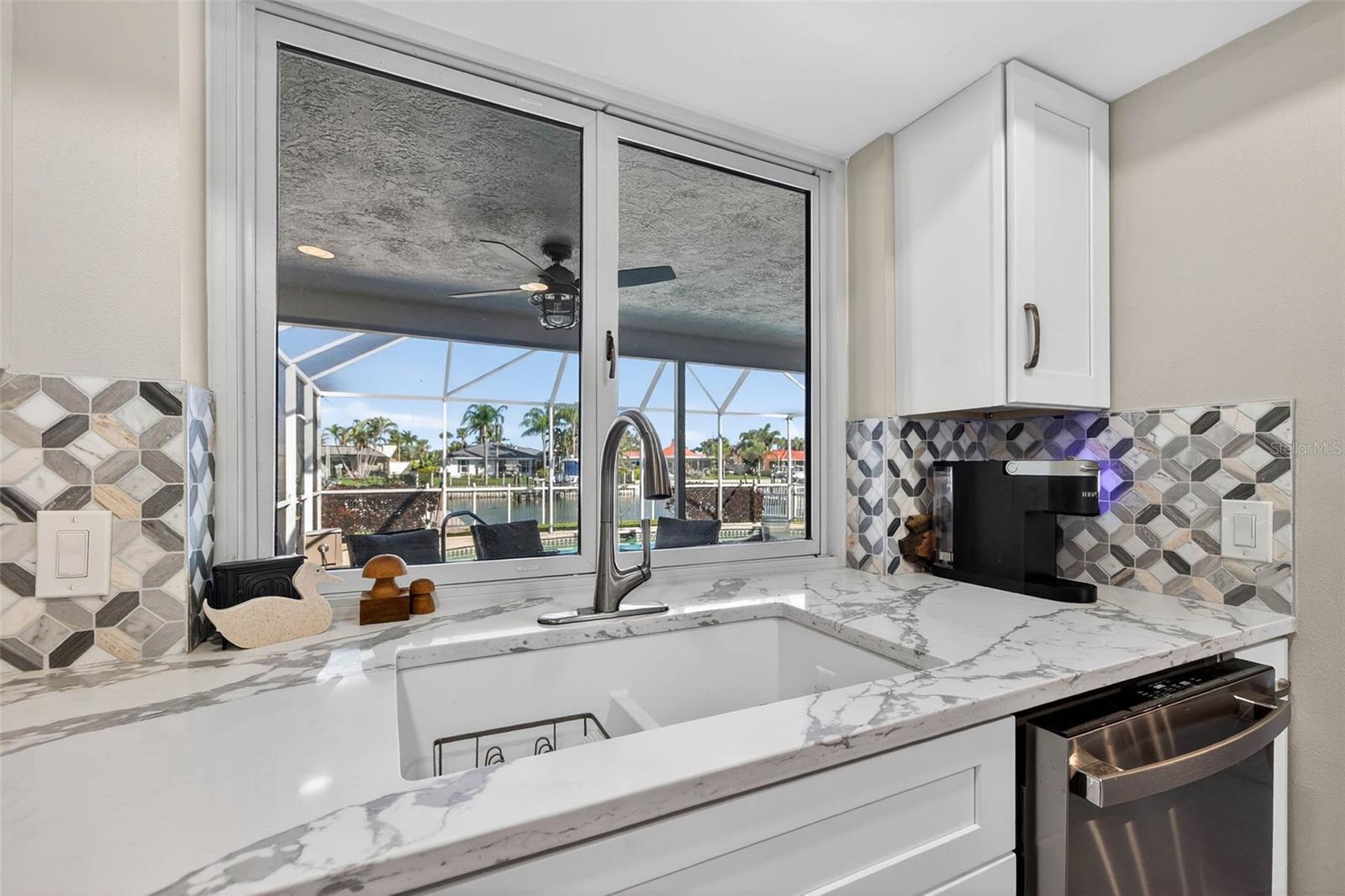 MAXIMO MOORINGS - Residential