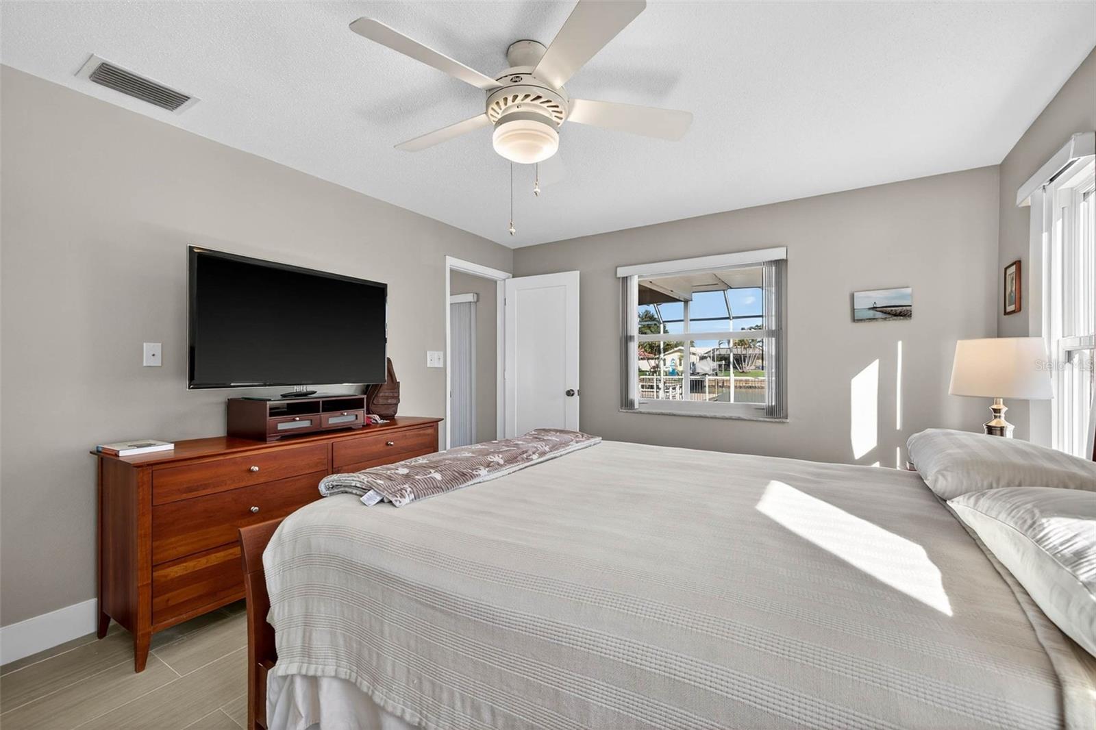 MAXIMO MOORINGS - Residential