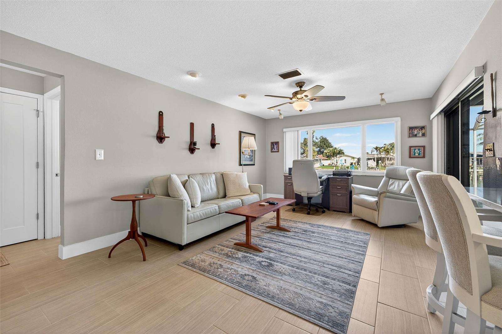 MAXIMO MOORINGS - Residential