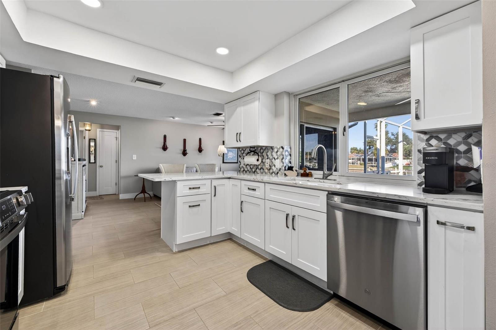 MAXIMO MOORINGS - Residential