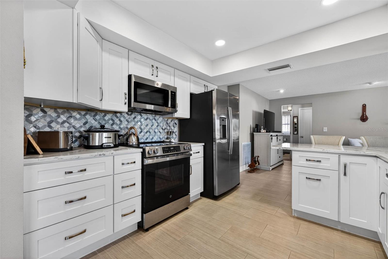 MAXIMO MOORINGS - Residential