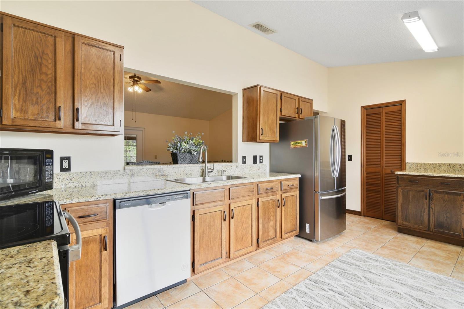 1037 PARNELL COURT