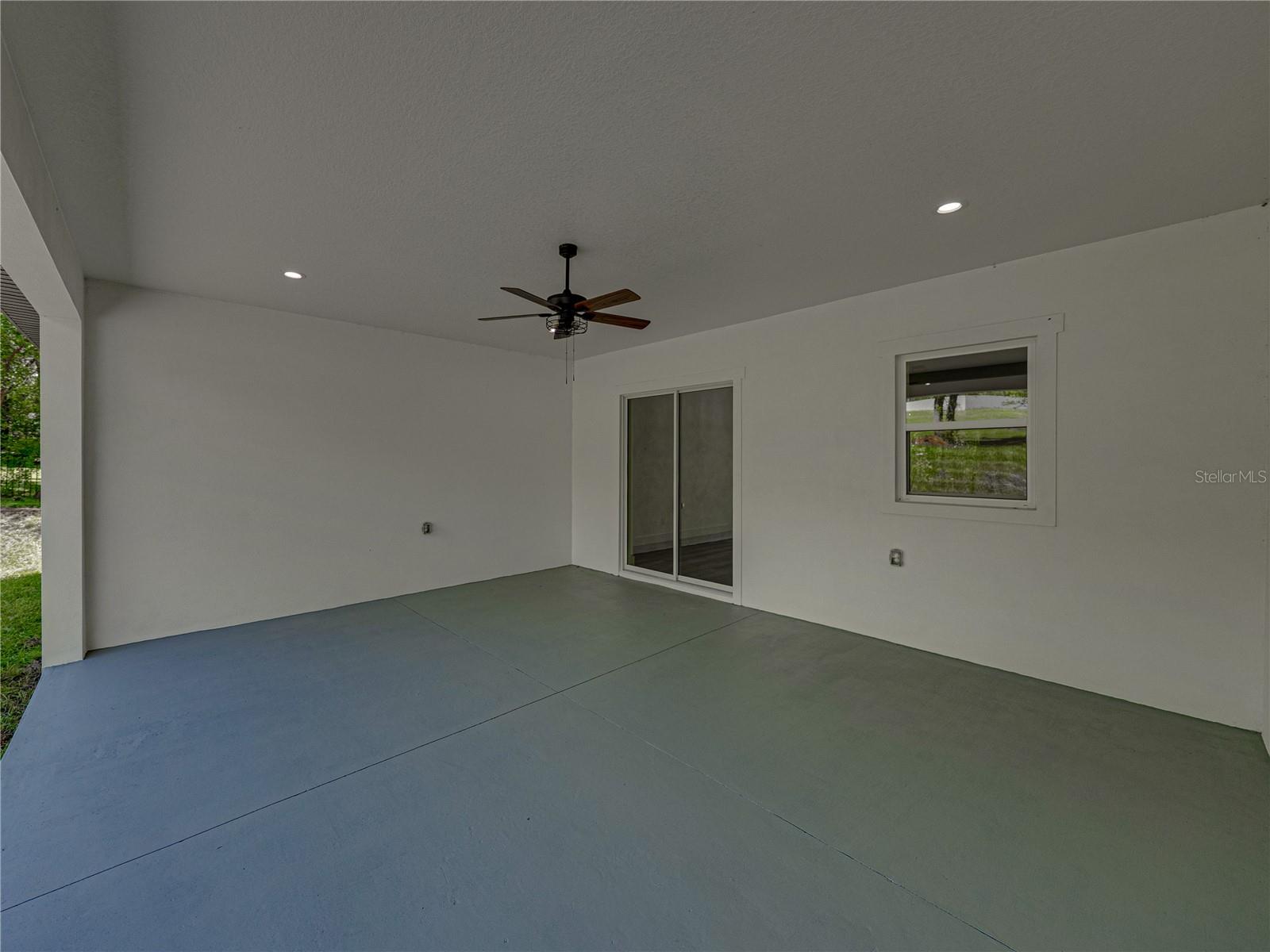 GRANDEUR - Residential