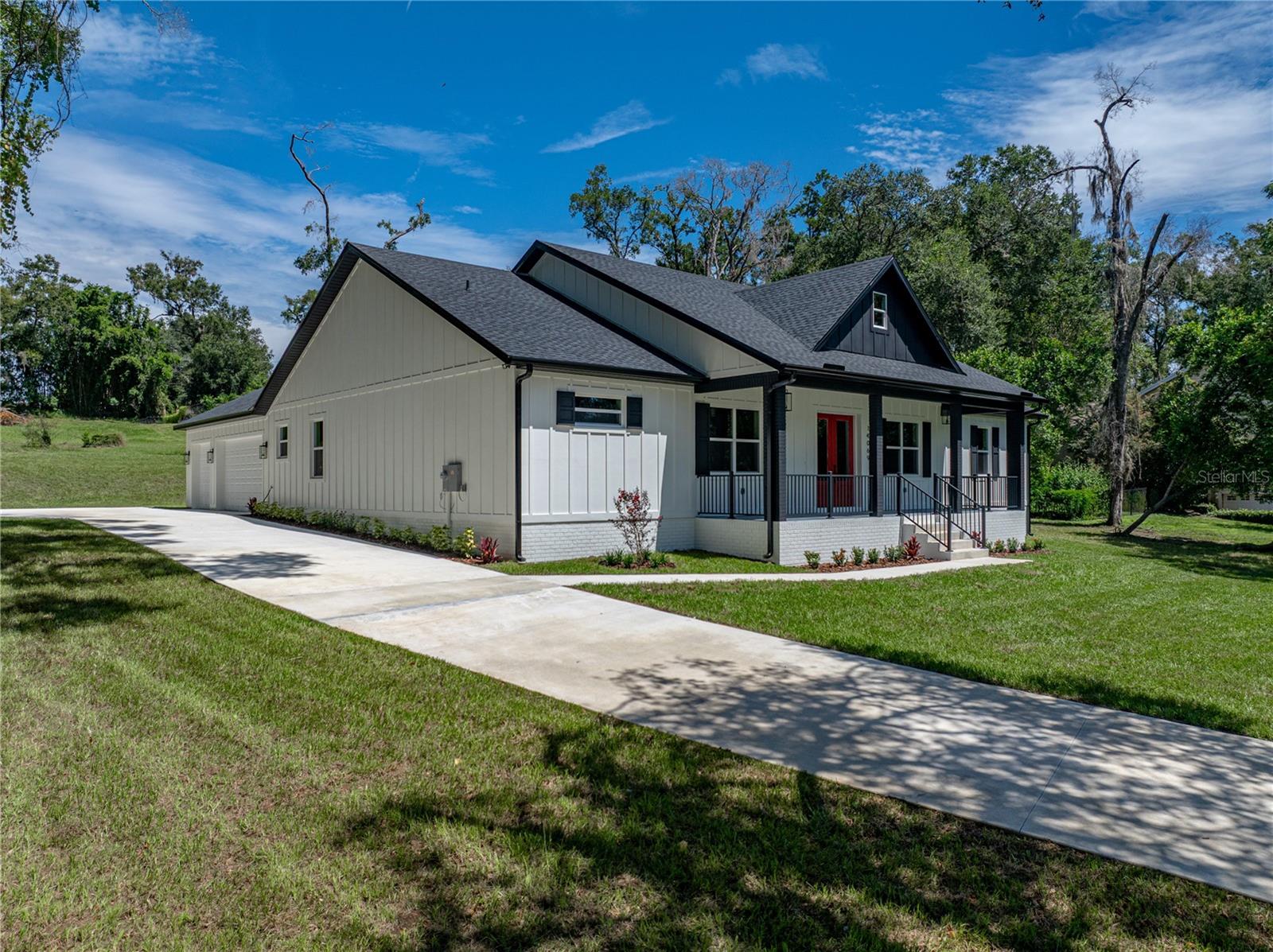 GRANDEUR - Residential
