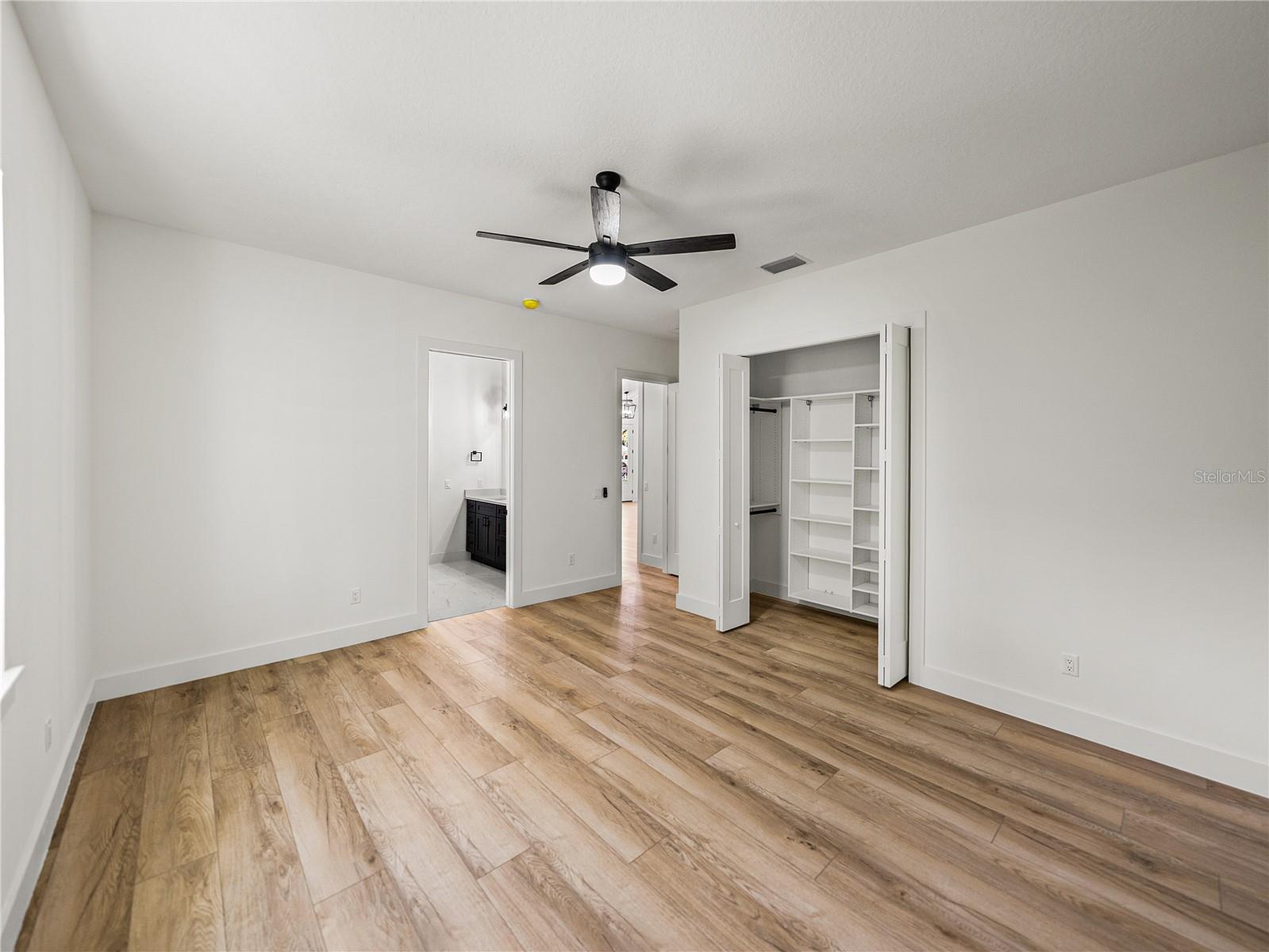 GRANDEUR - Residential