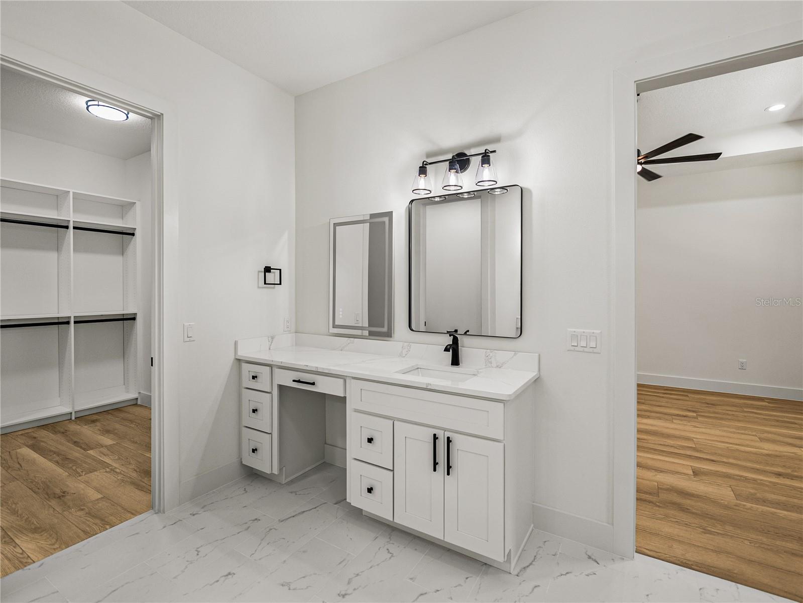 GRANDEUR - Residential