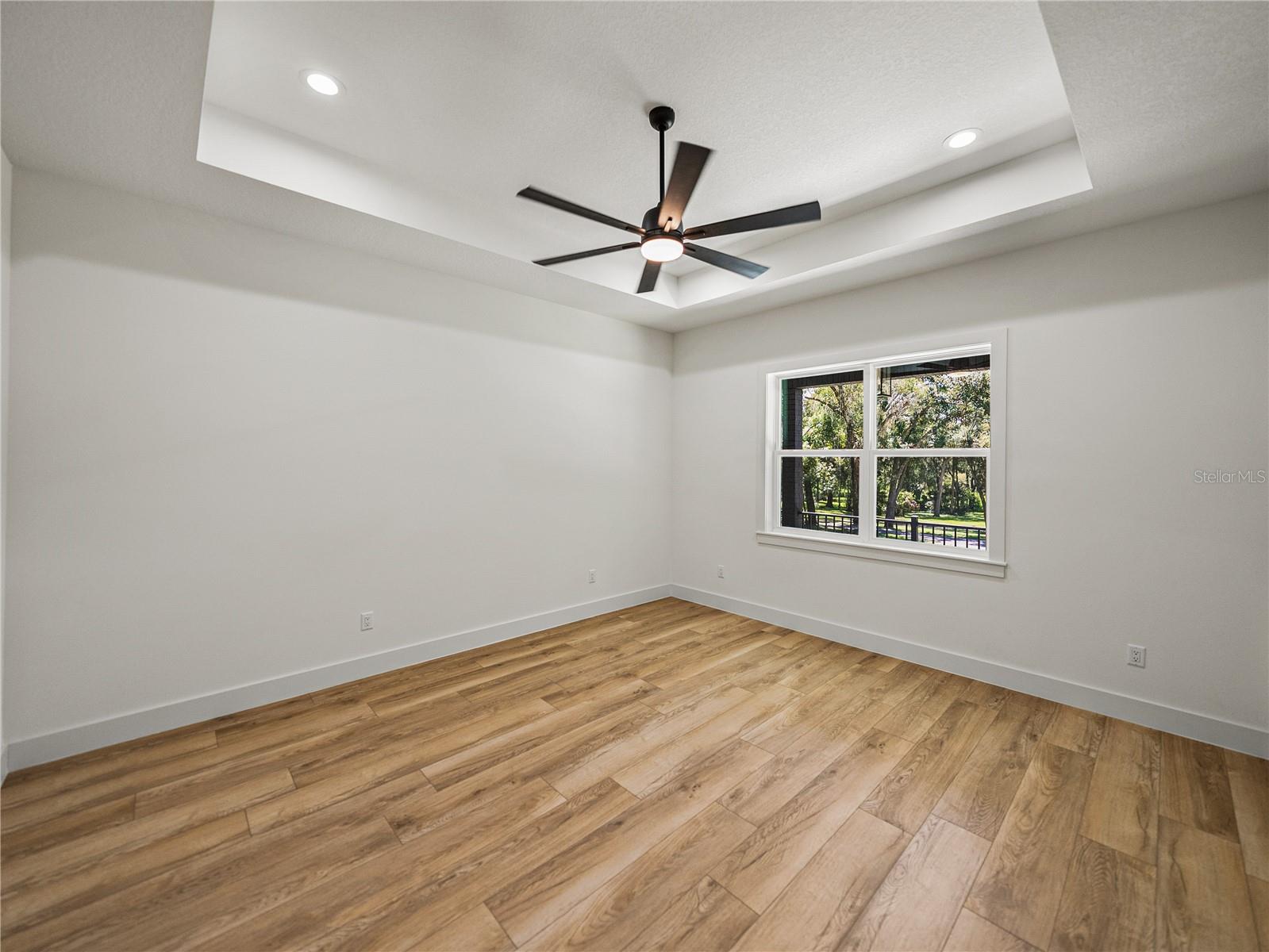 GRANDEUR - Residential