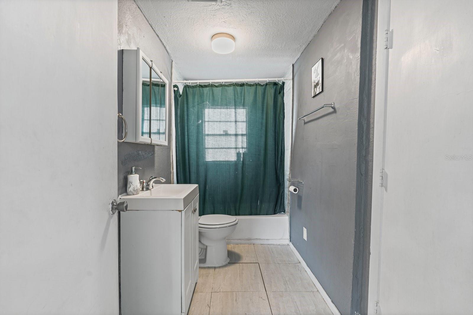 H W HARRISON - Residential