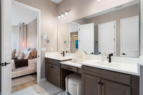 Tiny photo for 16110 Volterra Point, Bella Collina, FL 34756 (MLS # G5106422)