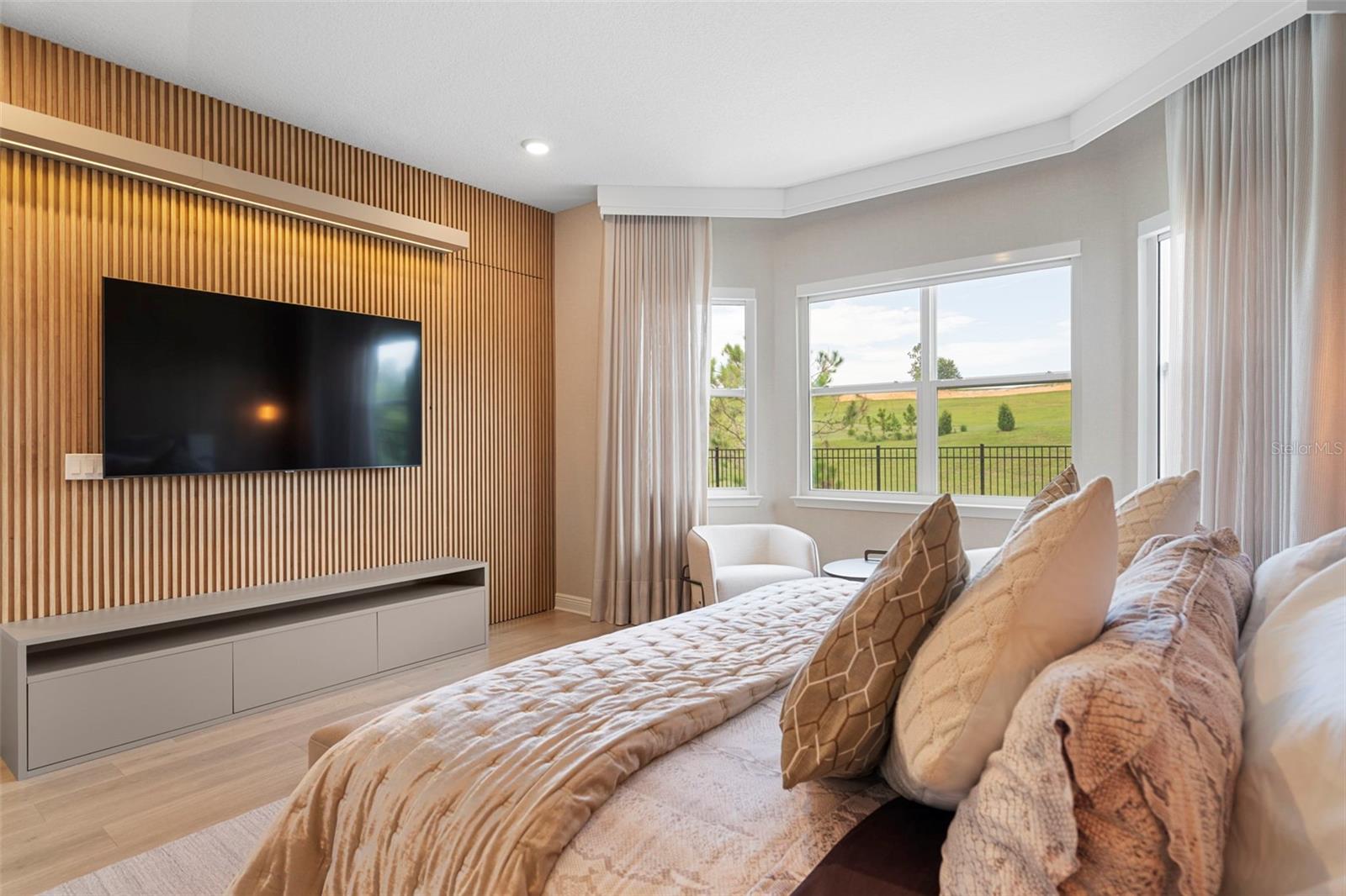 BELLA COLLINA WEST SUB - Residential