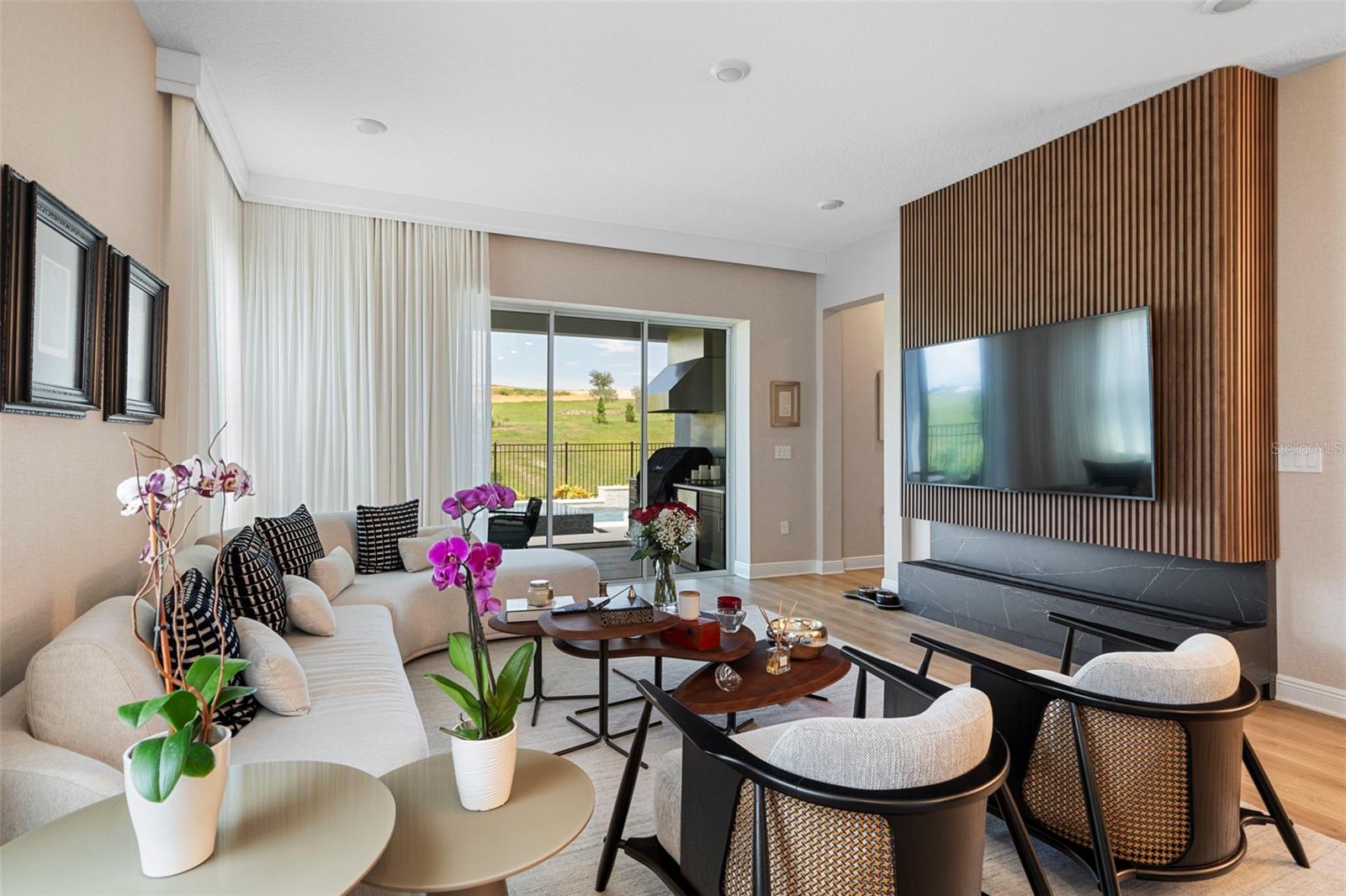 BELLA COLLINA WEST SUB - Residential