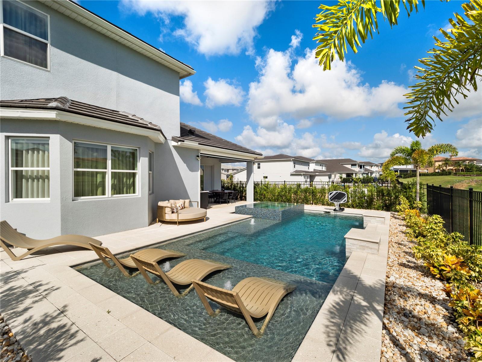 BELLA COLLINA WEST SUB - Residential