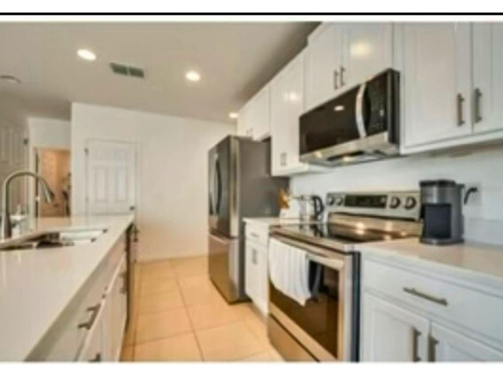 Photo of 6952 Church Lake Street, Groveland, FL 34736 (MLS # G5107718)