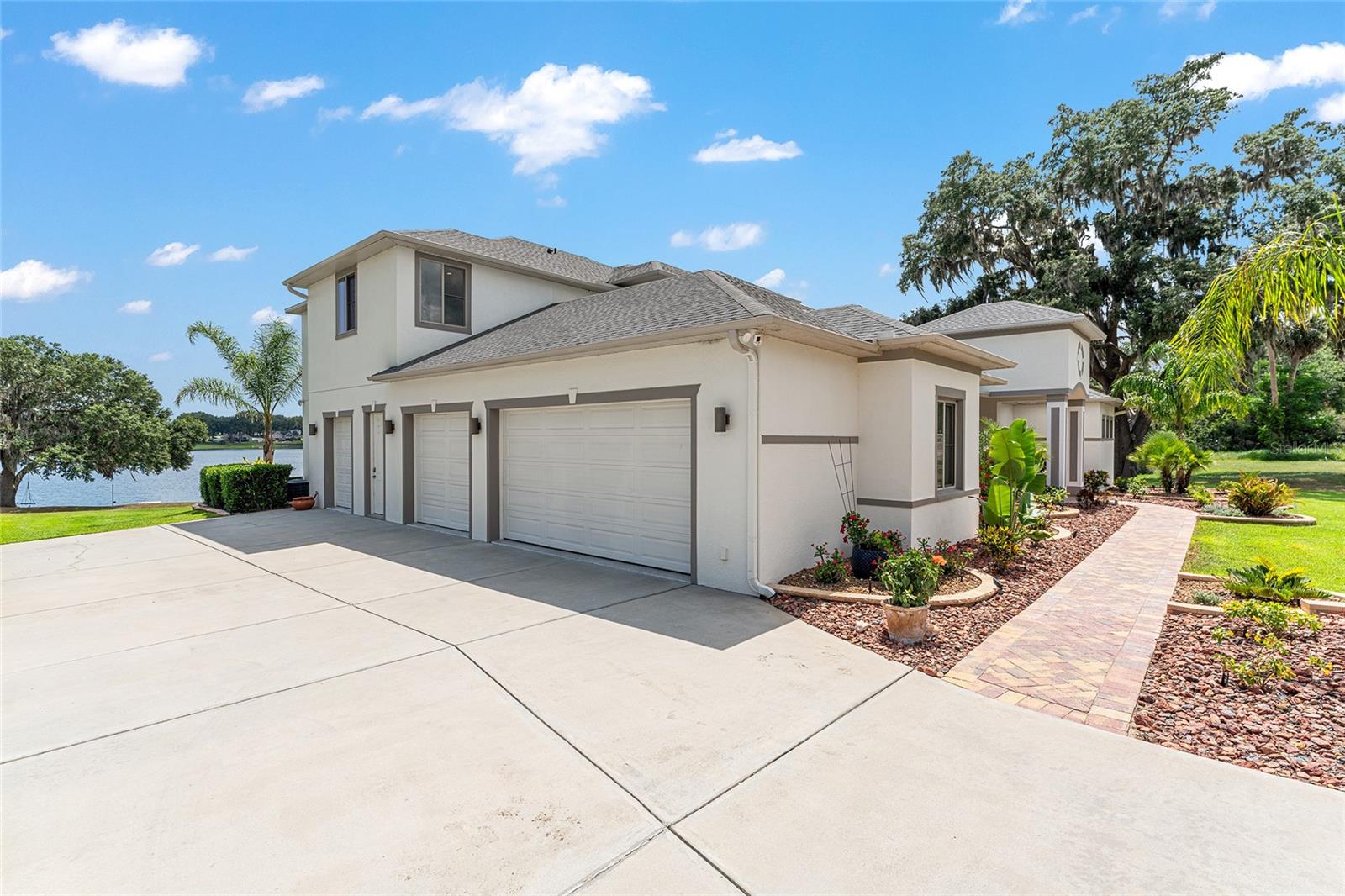 1111 MYRTLE BREEZES COURT