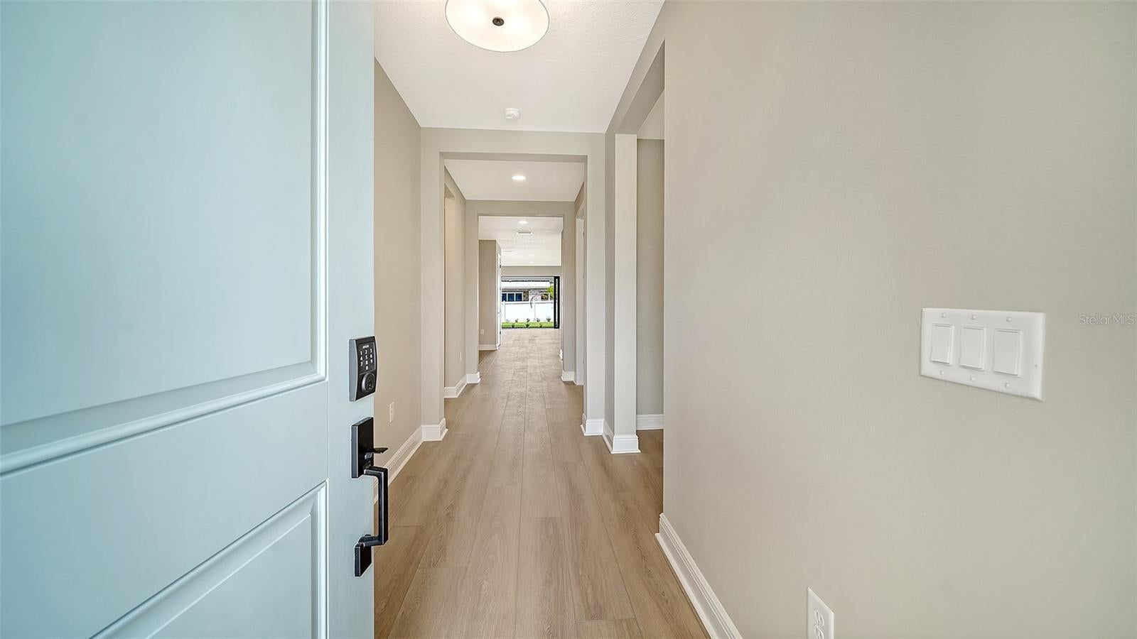 8071 ANTHIRIUM LOOP, SARASOTA, FL, 34240 2 8071 ANTHIRIUM LOOP