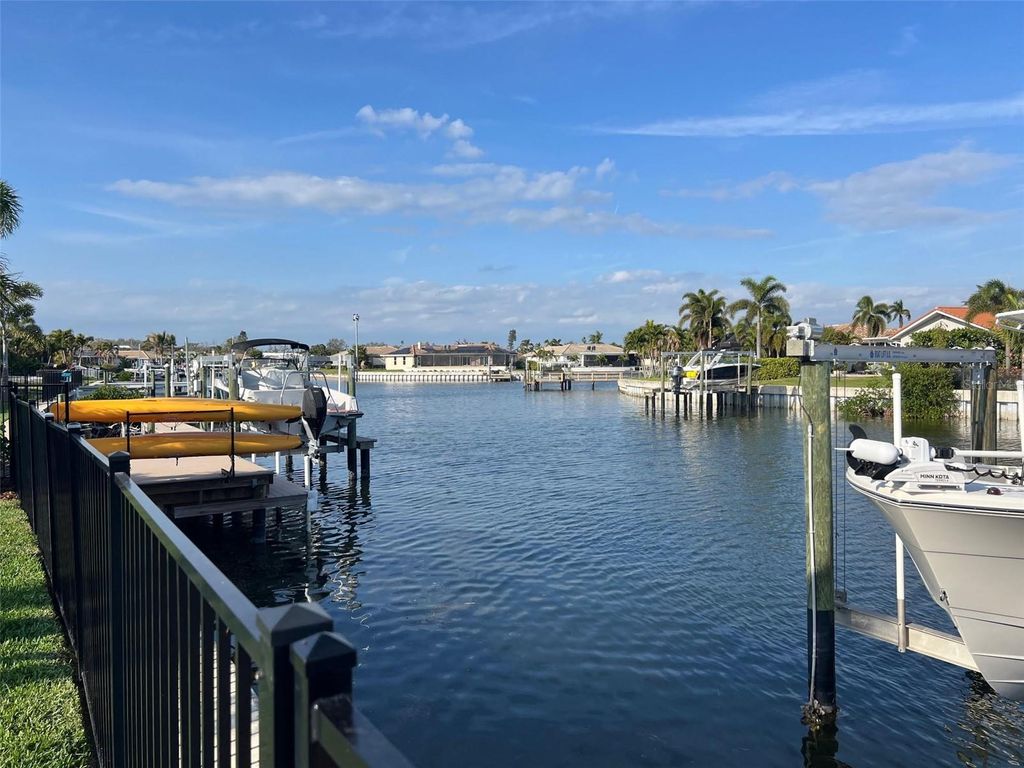 Photo of 4701 Lansing Street NE, St Petersburg, FL 33703 (MLS # TB8350789)