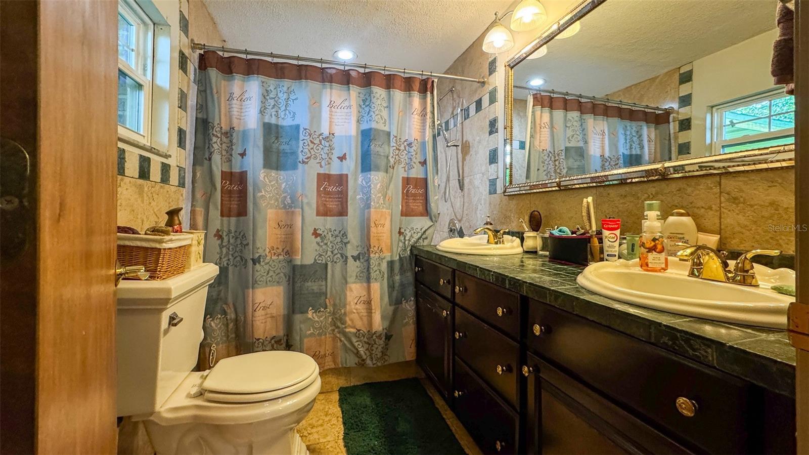 BUSHNELL - Residential