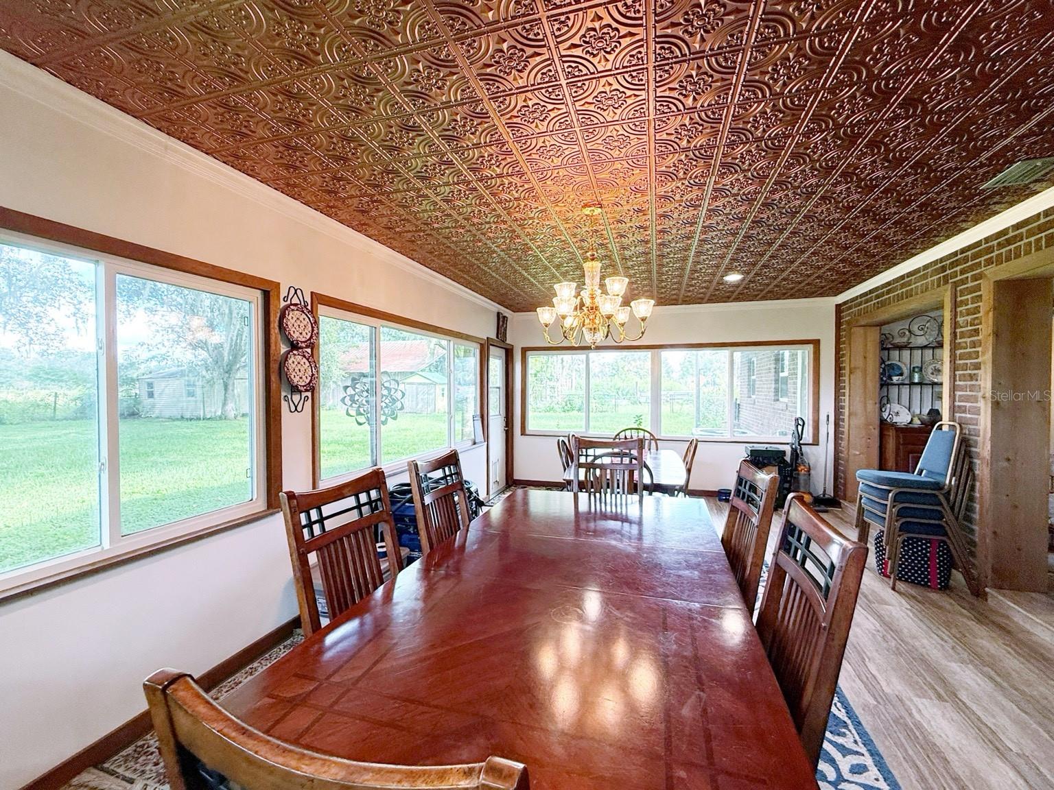 BUSHNELL - Residential