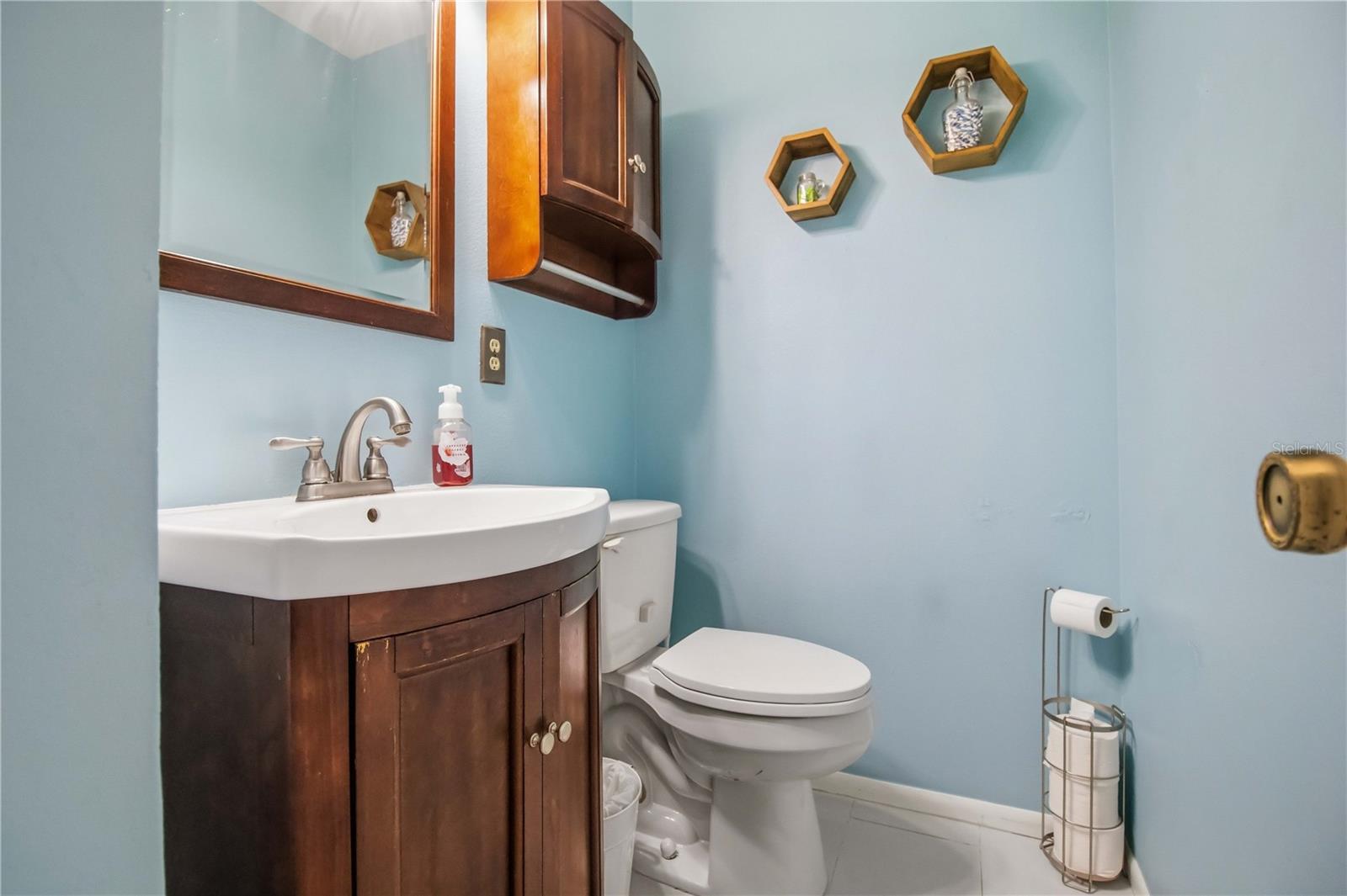 WOODLAWN LAKES SECOND ADD - Residential