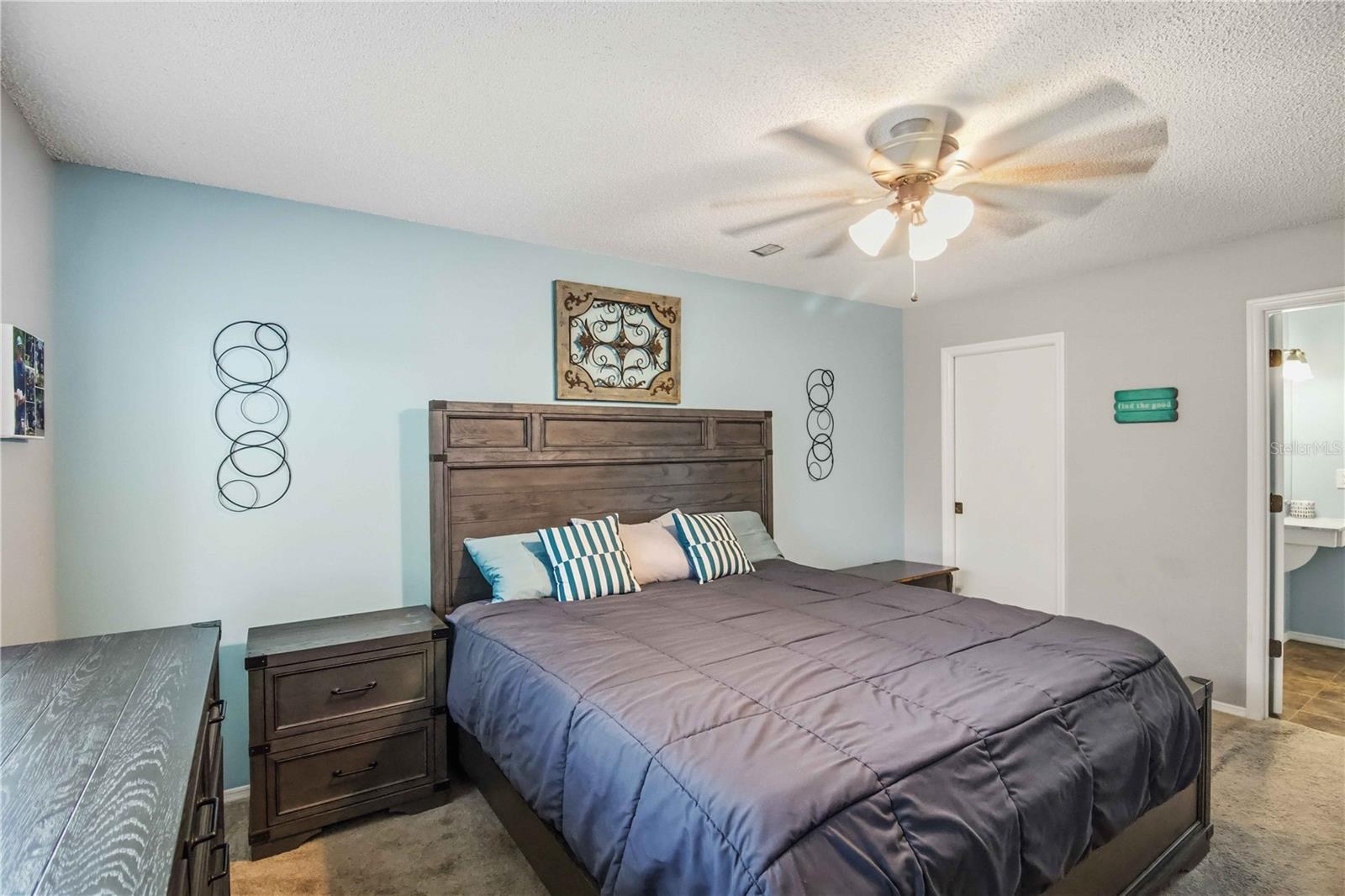 WOODLAWN LAKES SECOND ADD - Residential