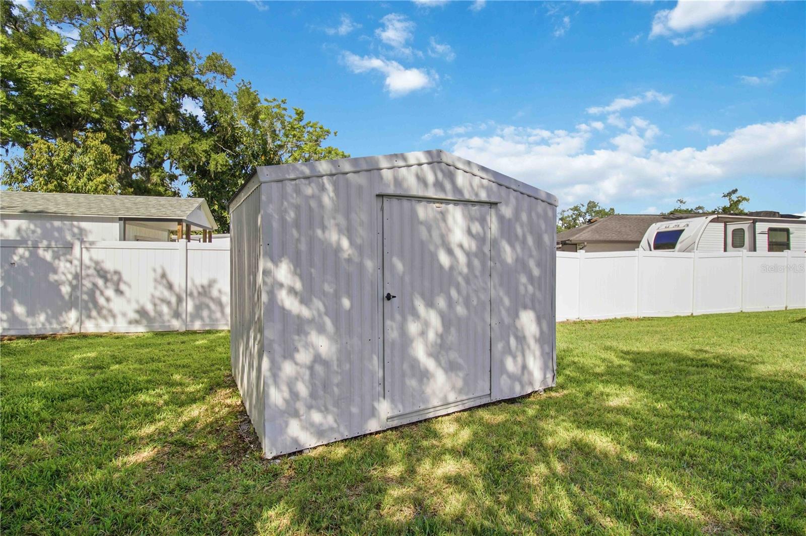 WOODLAWN LAKES SECOND ADD - Residential