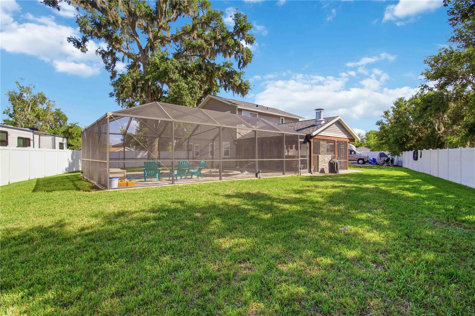 WOODLAWN LAKES SECOND ADD - Residential