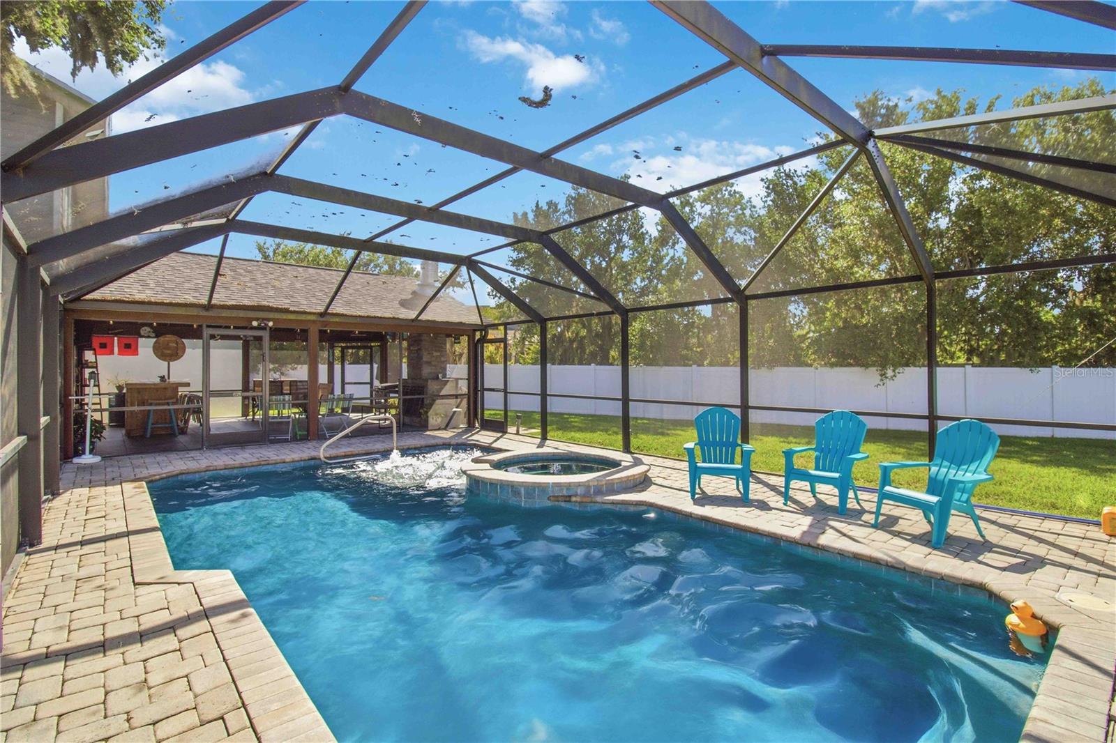 WOODLAWN LAKES SECOND ADD - Residential