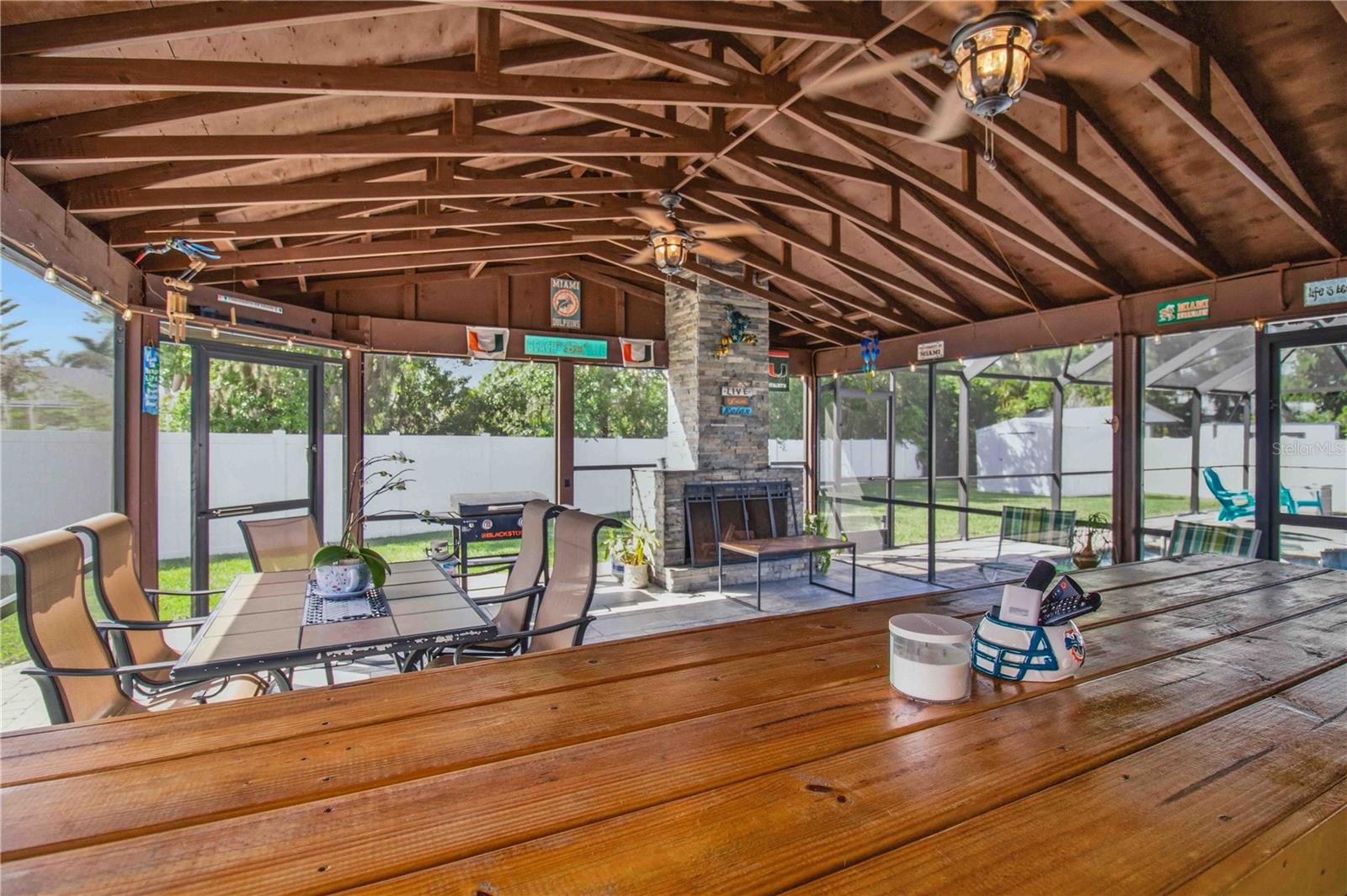 WOODLAWN LAKES SECOND ADD - Residential