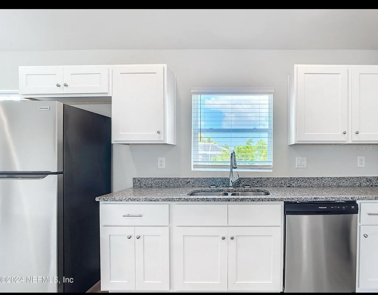 MARION OAKS - Residential