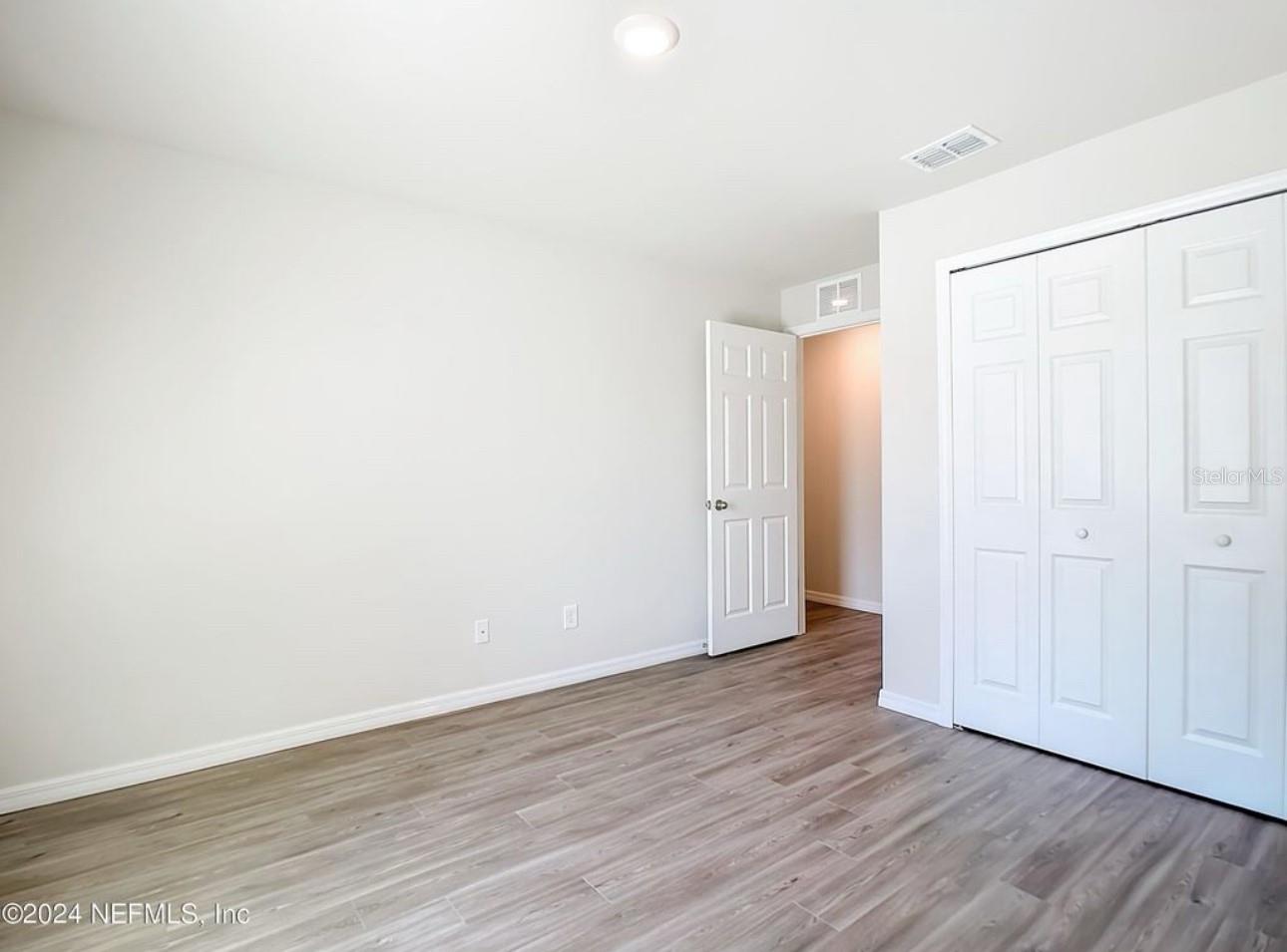 MARION OAKS - Residential