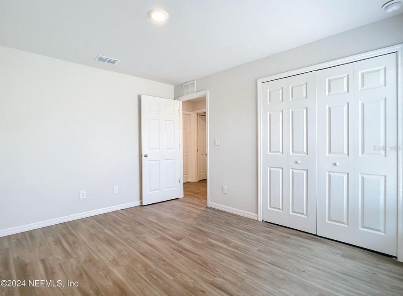 MARION OAKS - Residential