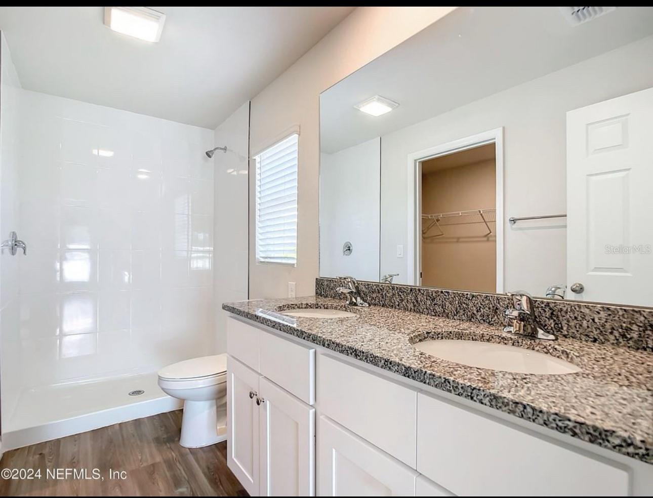 MARION OAKS - Residential