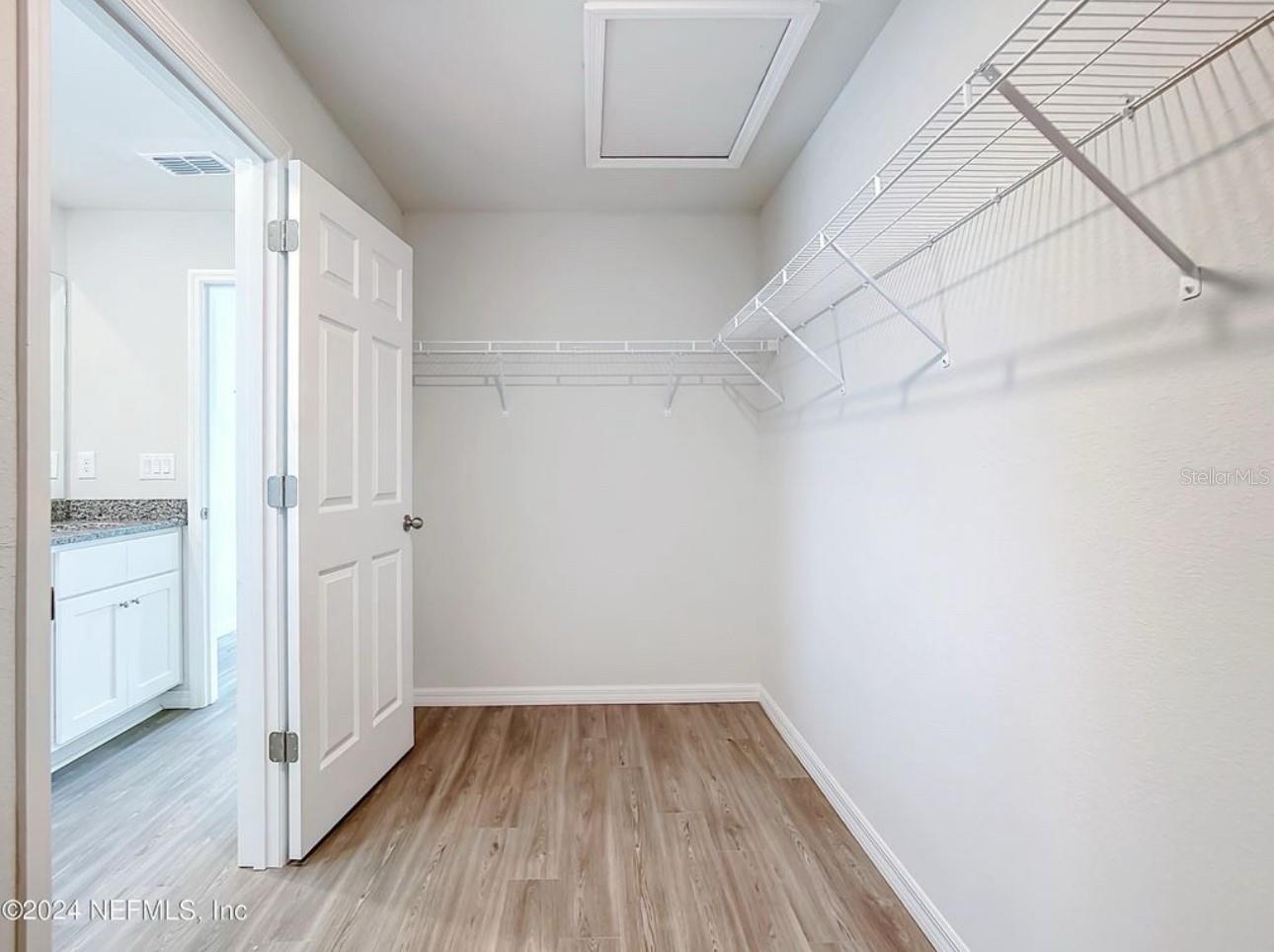 MARION OAKS - Residential