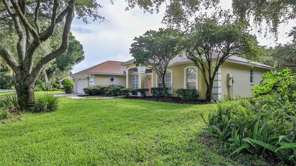 Photo of 3709 Donegal Circle, Ormond Beach, FL 32174 (MLS # V4938499)