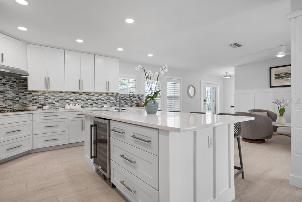 KEY ROYALE 13TH ADD - Residential