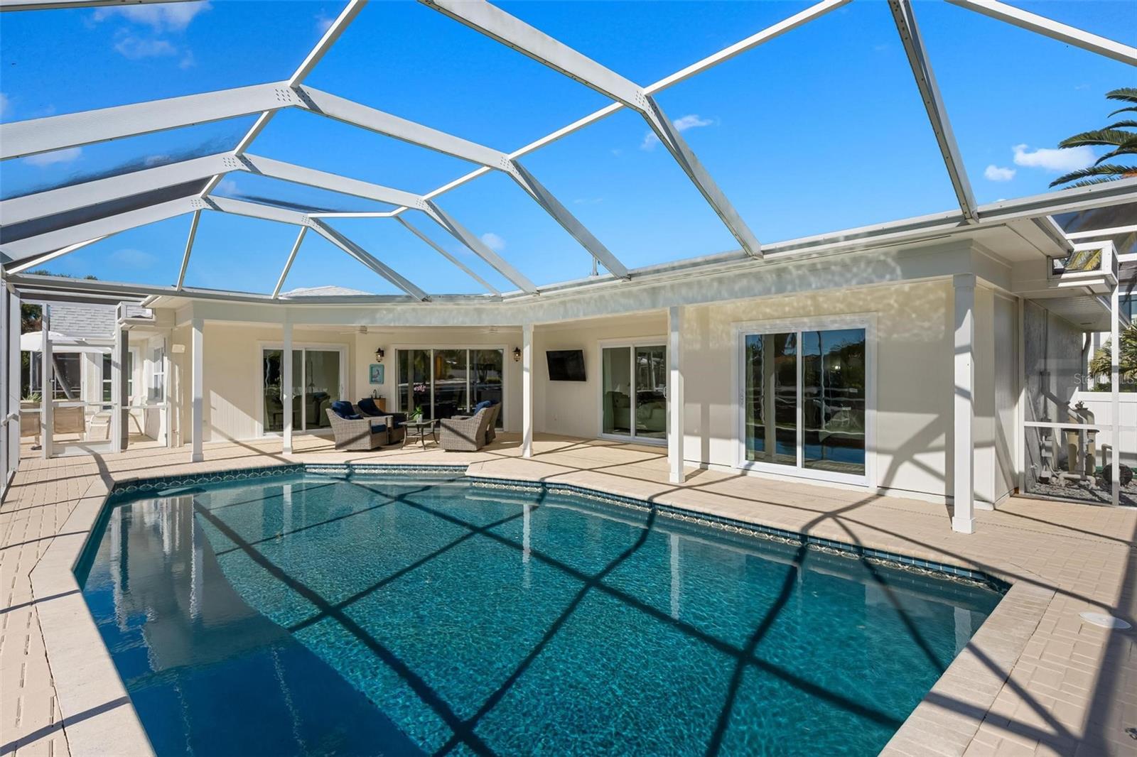 KEY ROYALE 13TH ADD - Residential