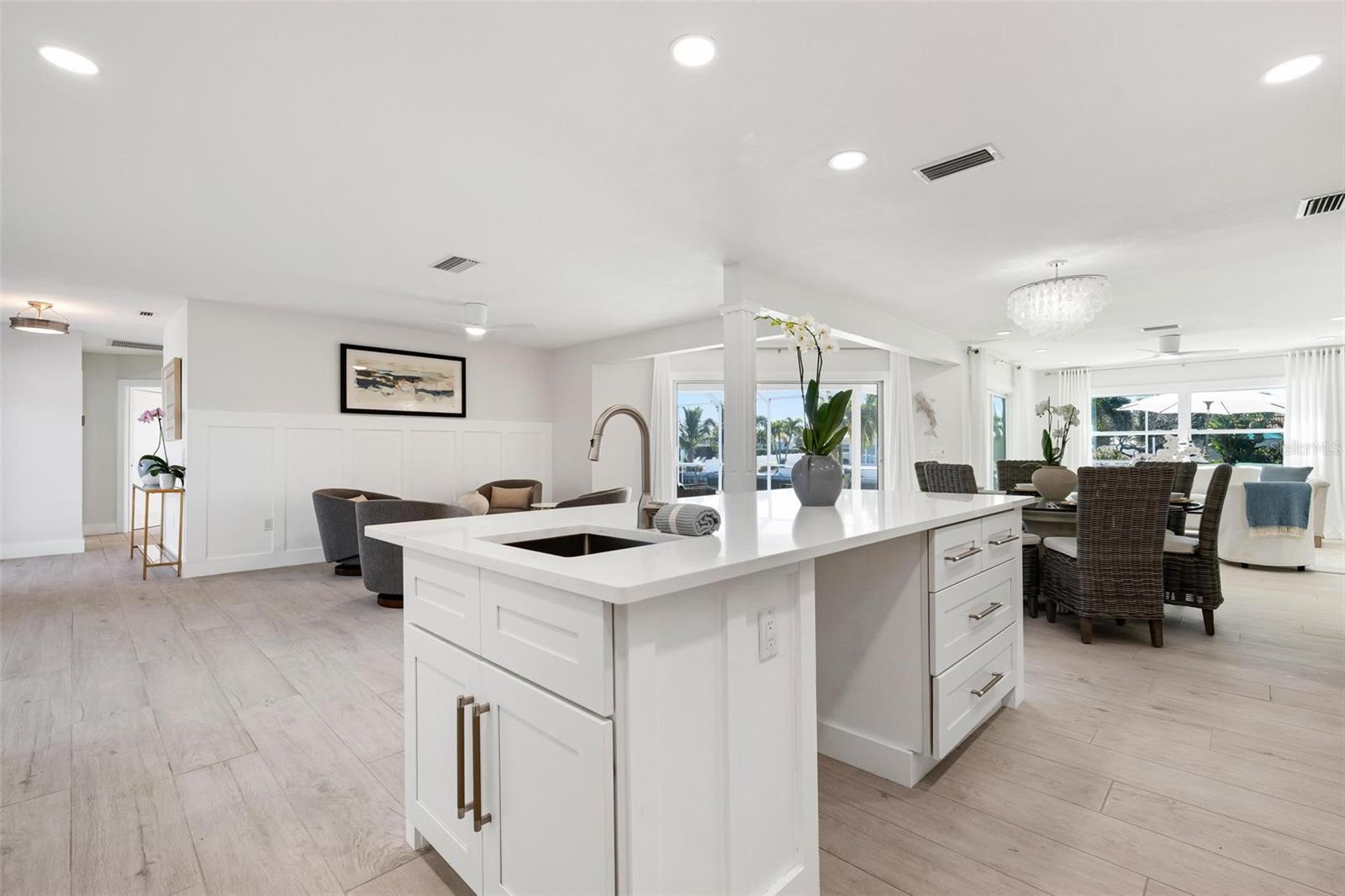 KEY ROYALE 13TH ADD - Residential