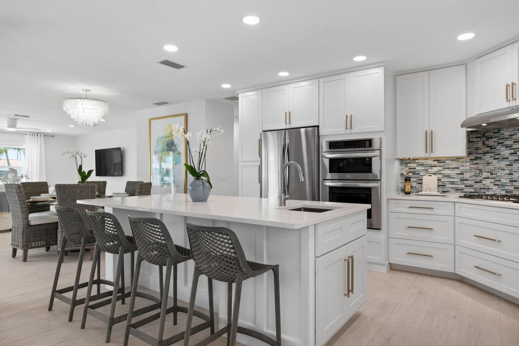 KEY ROYALE 13TH ADD - Residential